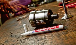 Перманентен лаков маркер edding® 751 paint marker 1- 2 милиметра бял